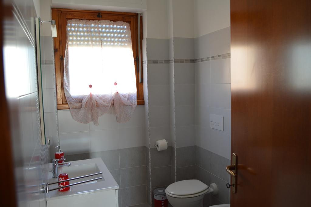 L'Orchidea Di Ale Bed and Breakfast Tivoli Terme Rum bild